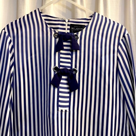 NWOT Women’s St. John’s Boutique Blue and White Striped Bow Blouse Size Small - Picture 2 of 8
